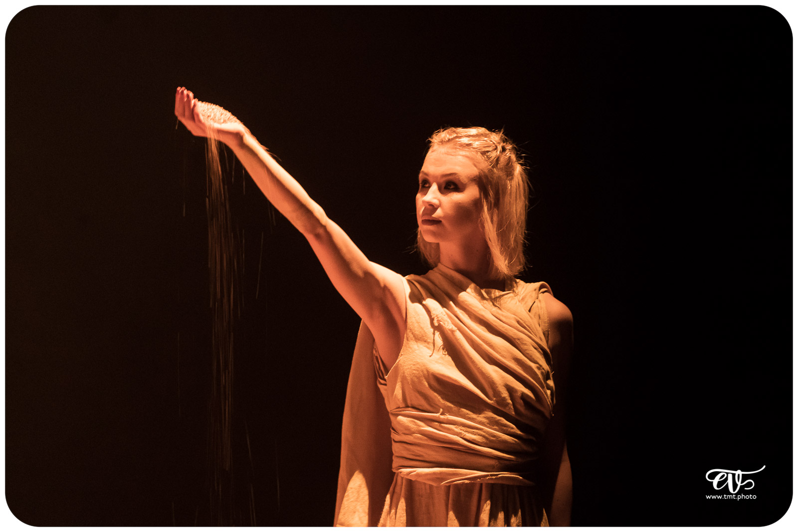 MY LAND (RECIRQUEL COMPANY)